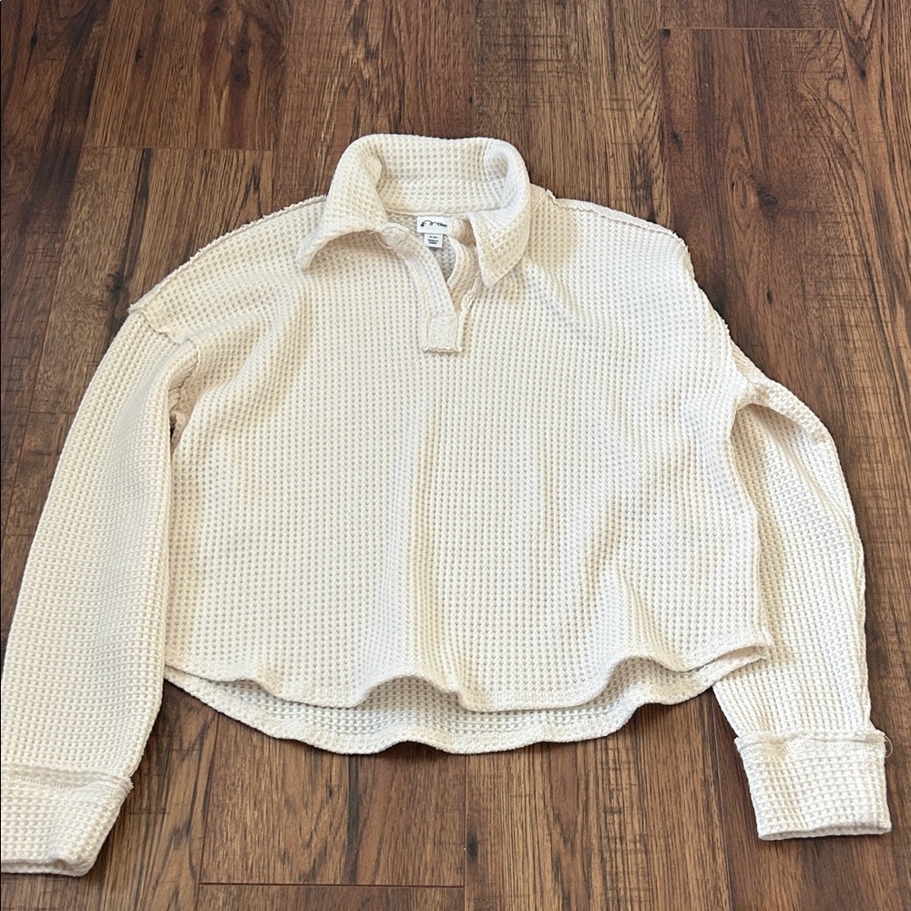 Like New Target Cream Waffle Knit Long Sleeve Top
